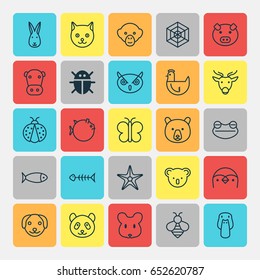 Animal Icons Set. Collection Of Grizzly, Bumblebee, Moose And Other Elements. Also Includes Symbols Such As Mouse, Grizzly, Bear.