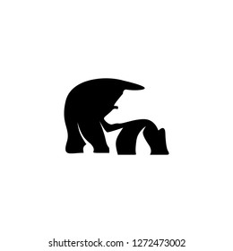 Animal Logo Negative Space. bear. 