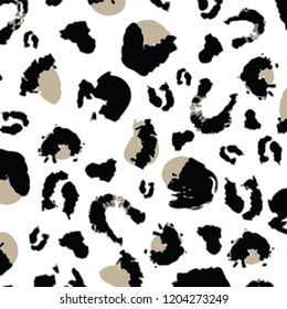 animal skin leopard pattern in vector