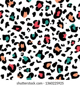 animal skin leopard seamless pattern in vector - Vector 