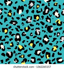 animal skin leopard seamless pattern in vector - Vector 