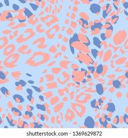 Animal skin vector seamless pattern. Leopard spots fur texture design. Vintage background. 
