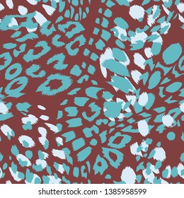 Animal skin vector seamless pattern. Leopard spots fur texture design. Vintage background. 