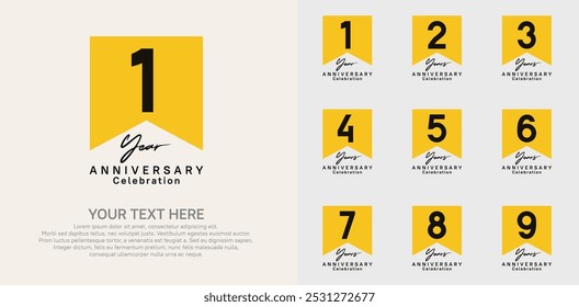 Conjunto de logotipo de aniversario, color negro y amarillo se puede utilizar para la celebración