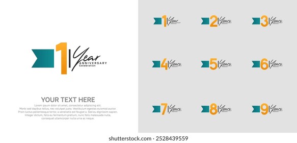 Jubiläums-Logo-Set. orangefarbene Nummer und blaues Band zum Feiern
