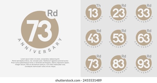 el Vector del logotipo del aniversario con el círculo del color marrón se puede utilizar para el momento de la celebración