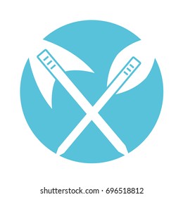 antique arrows isolated icon