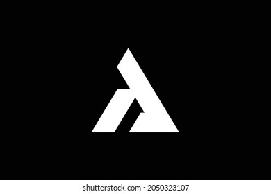 AP-Brief-Logo-Design auf luxuriösem Hintergrund. Das Logo-Konzept von PA monogram initialisiert Buchstaben. AP-Icon-Design. Die elegante und professionelle Farbe der Buchstaben Symbol auf schwarzem Hintergrund.