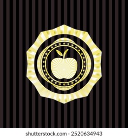 Icono de manzana dentro del emblema brillante de oro. 