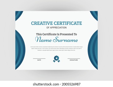 Bewertung und Entwurf des Leistungszertifikats. Kreatives, modernes Design von Zertifikaten. Design des Diplomausweises.
