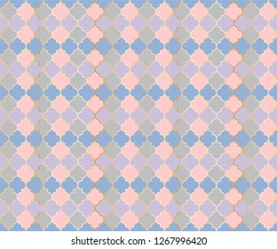 Arabian Mosque Window Vector Seamless Pattern. Ramadan mubarak muslim background. Traditional ramadan mosque vector pattern with gold grid. Rich islamic window grid design of lantern shapes tiles.