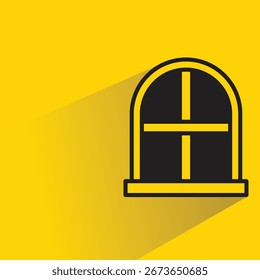 Icono de ventana de arco con sombra sobre fondo amarillo