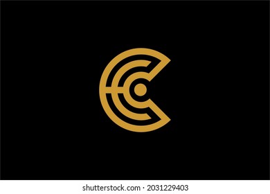 Vector de diseño de logotipo de tiro con arco. Letra C y símbolo abstracto de arco. Diseño del logotipo del esquema de la letra C. Icono vector deportivo de tiro con arco.