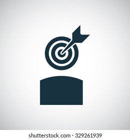 arrow target head icon, on white background
