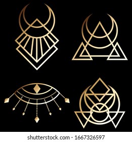 Art Deco, mitología, signos o símbolos egipcios de los ojos triángulo icono de luna en color dorado aislado en fondo negro. Vector EPS 10.