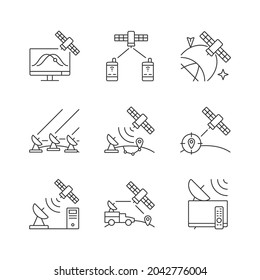 Satélites artificiales juegos de iconos lineales. Sistema de seguimiento, navegación y posicionamiento por satélite. Símbolos de contorno de línea delgada personalizables. Ilustraciones aisladas del contorno vectorial. Trazo editable