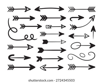 Sortiment von handgezeichneten schwarzen Doodle-Pfeilen. Verschiedene skizzenhafte Zeiger, die verschiedene Richtungen auf Weiß anzeigen.