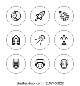 Astronaut icon set. collection of 9 outline astronaut icons with astronaut, boxing helmet, meteorite, pluto, space capsule, spaceship, sputnik icons. editable icons.