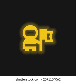 Astronaut yellow glowing neon icon