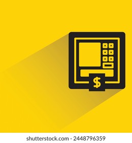 icono atm con sombra sobre fondo amarillo