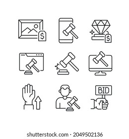 Juego de iconos lineales de subasta. Comprando pinturas y joyas. Ilustración personalizable de línea delgada. Dibujo de contorno aislado del vector. Trazo editable
