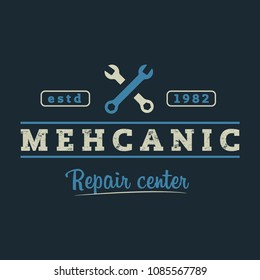 Auto mechanic service. Mechanic service logo set. Repair service auto mechanic logos. Car vintage vector logo set.