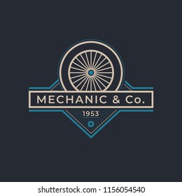 Auto mechanic service. Mechanic service logo set. Repair service auto mechanic logos. Car vintage vector logo set. Vector illustration.