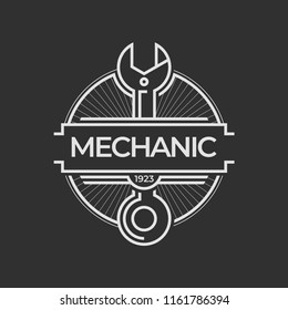 Servicio mecánico automático. Conjunto de logotipos de servicio mecánico. Reparación de logotipos mecánicos de autoservicio. Conjunto de logotipos vectoriales vintage de Camión. Ilustración vectorial.