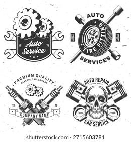 Logotipo de servicio automático, emblemas, insignias e iconos. Vector. Para el centro de reparación del coche del servicio experto, la restauración y el club del coche con la llave inglesa, engranajes, bujía, cráneo, silueta de los pistones de las herramientas del automóvil