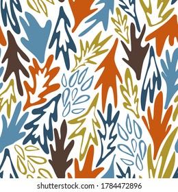 Der Herbstfall hinterlässt ein nahtloses Muster. Eichenblätter. Orange, blaue, grüne Farben. Abstrakter Hintergrund. Ideal für Papier, Tapete, Textilien. Vektorgrafik einzeln auf Weiß.