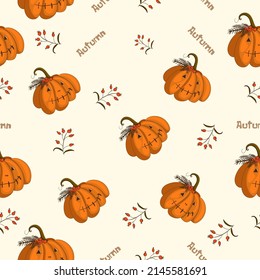 Patrón ininterrumpido de otoño sobre un fondo blanco con calabazas acogedoras y texto de otoño. Calabazas de otoño dibujadas a mano y texto acogedor. Textura para la reserva de recortes, papel de envoltura, invitaciones.