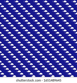 Patrón transparente de otoño con paraguas blancos sobre fondo azul clásico. Ilustración vectorial de moda para invitación, afiche, tarjeta, tela, textil. Estilo Doodle. 