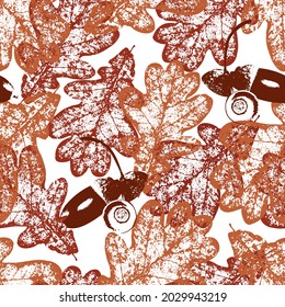 Autumn vector oak  leaves and acorns seamless pattern. Skeleton leaves.