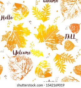 Autumnal seamless pattern with colorful print leaves
