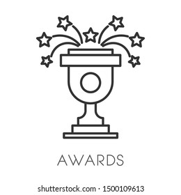 Preis oder Trophäe-Tasse für den Sieg im Wettbewerb einzelne Linear-Ikone Vektorturnier erster Platz, Feuerwerk oder Sterne und Goblet. Ausgezeichnete Leistungen, Sport, Musik oder Kino