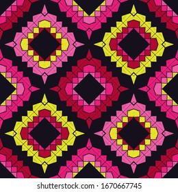 Aztec elements. Ethnic boho ornament. Seamless pattern. Tribal motif. Vector illustration for web design or print.