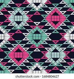 Aztec elements. Ethnic boho ornament. Seamless pattern. Tribal motif. Vector illustration for web design or print.