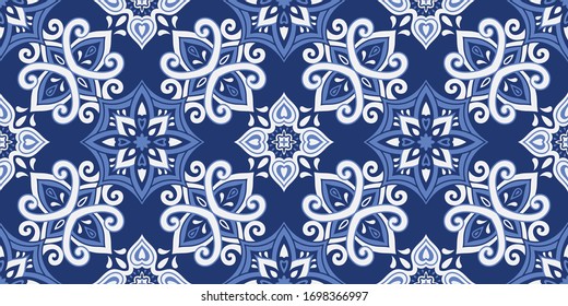 Diseño de azulejos de cerámica Azulejos. Talavera tracery motif. Muestra de relleno creativa e inagotable. Ornamento folclórico portugués, español, mexicano, brasileño. Patrón vectorial de estilo étnico dibujado a mano sin fisuras.