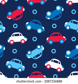 Patrón de niños sin costura con coches. Automóvil con fondo infantil azul oscuro. Textura con coches de juguete rojo, blanco y azul claro para los niños textiles y prendas de vestir. Impresión para el diseño lindo de la guardería.