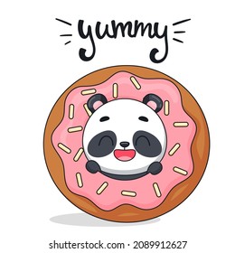 Un panda bebé mira desde un gran donut en acristalamiento rosa. Postal con caricatura al estilo kawaii. Vector de diseño, carteles, libros y patrones infantiles