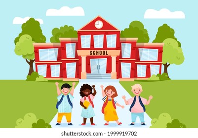 Zurück zum Schulkonzept.Gruppe multikultureller Schüler, die zur Schule gehen.Lächelnde, glückliche Kinder mit Rucksäcken.Flache Cartoon-artige Vektorgrafik. Rote Schulgebäude Architektur mit Bäumen und Sträuchern.