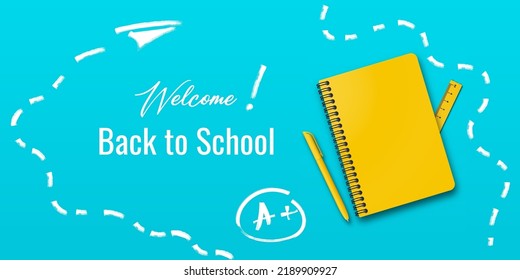 Zurück zur Schule. Urlaub für Studenten. Vektorbanner-Konzept mit Notebook und Stift auf türkisem oder hellblauem Hintergrund. Kleiner handgeschriebener Text zurück zur Schule. Platz für Text. Bildungsposter.