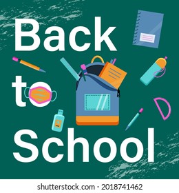De vuelta a la escuela afiche o pancarta con texto, mochila, papel y máscara facial. Vector.
