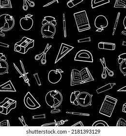 back to school seamless pattern with doodles