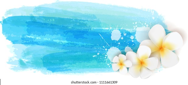 Fondo con líneas abstractas de color agua cepillado y flores tropicales de plumeria. Diseño conceptual de viajes de verano. 