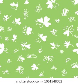 Background with clover leaves and insects. Seamless pattern with cute bugs, ladybirds, dragonfly. Vector illustration in doodle style. Design element for surfaces, textile, fabric and wrapping