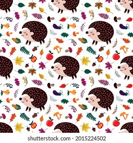 Hintergrund süßer Cartoon-Hedgehogs zwischen Herbstblättern und Früchten mit Pilzen auf weißem Hintergrund