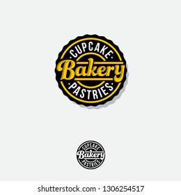 Bakery logo. Bakery premium emblem. Lettering in a circular badge. Vintage signboard.