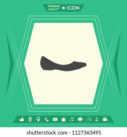 Ballerina flats - women shoe, the silhouette