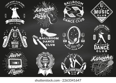 Tanzsportclub im Ballsaal und Logos für Retro-Musik, Badges-Design auf der Tafel. Tanzsport und Retro-Musikaufkleber mit Schuhen für Ballsaal, Mann und Frau, Retro-Mikrofon, Saxophon, Audio